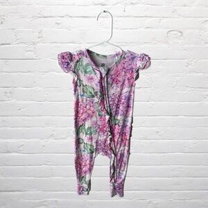 Bums & Roses //Bamboo You had me at Hydrangea Ruffle Zipper Romper Cap Sleeves